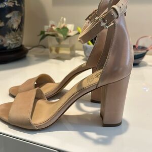Vince Camuto nude block heels